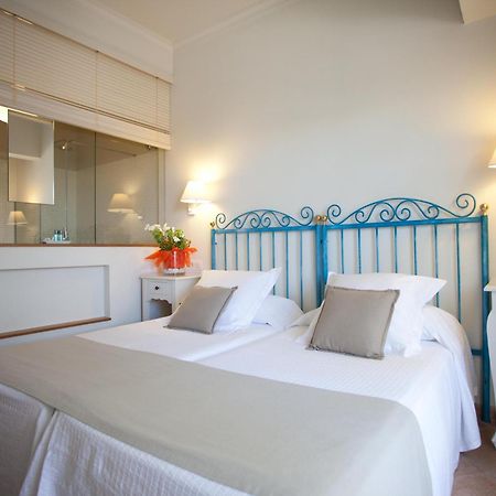 Hostal La Savina Exterior photo