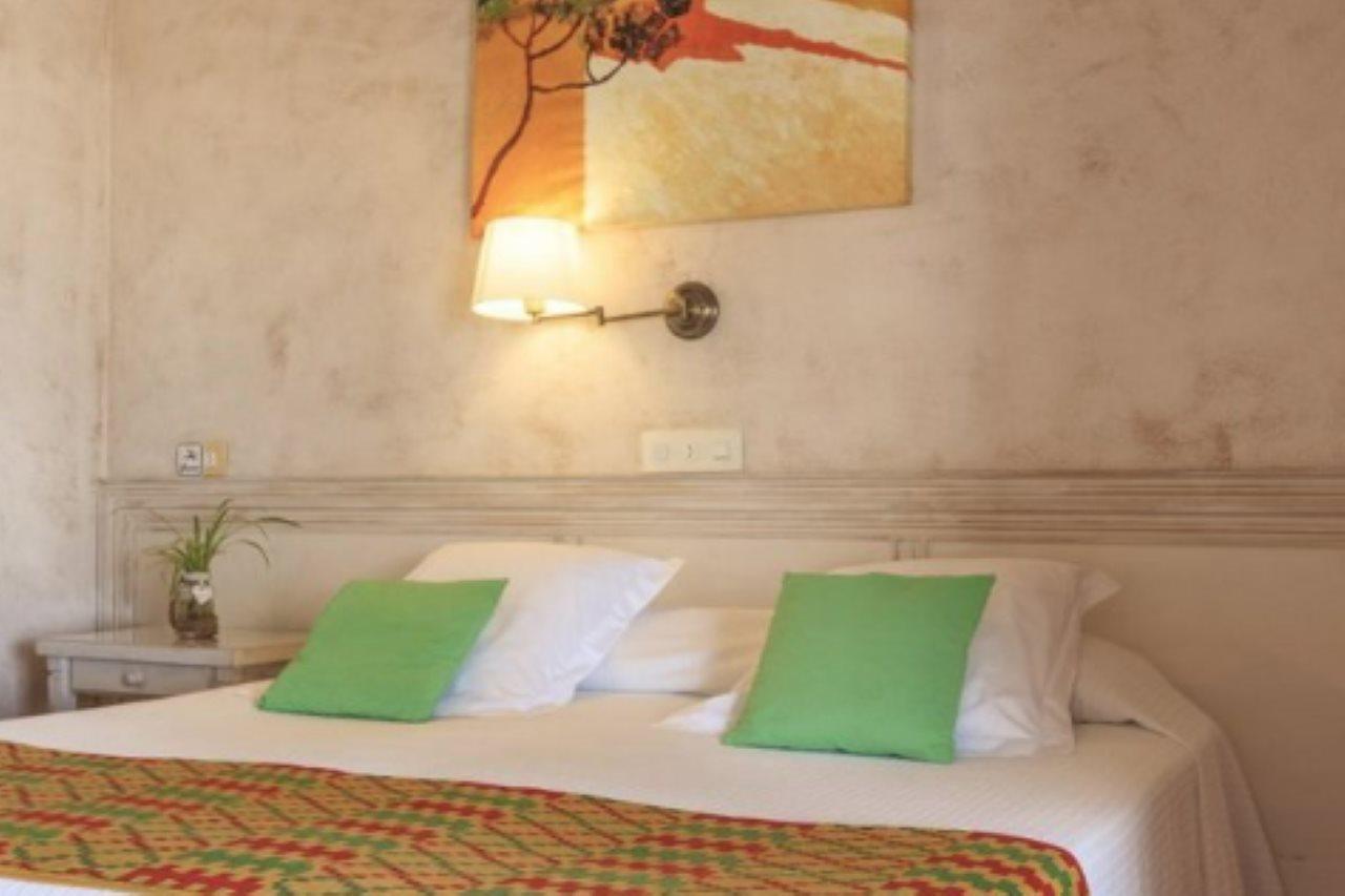Hostal La Savina Exterior photo